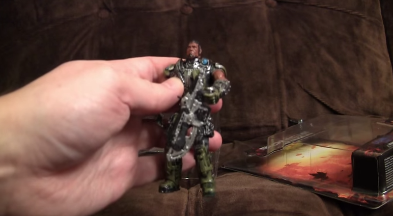 Illustration for article titled Counterfeit Gears Of War Toy Line Called "Bionicle Of War 2"